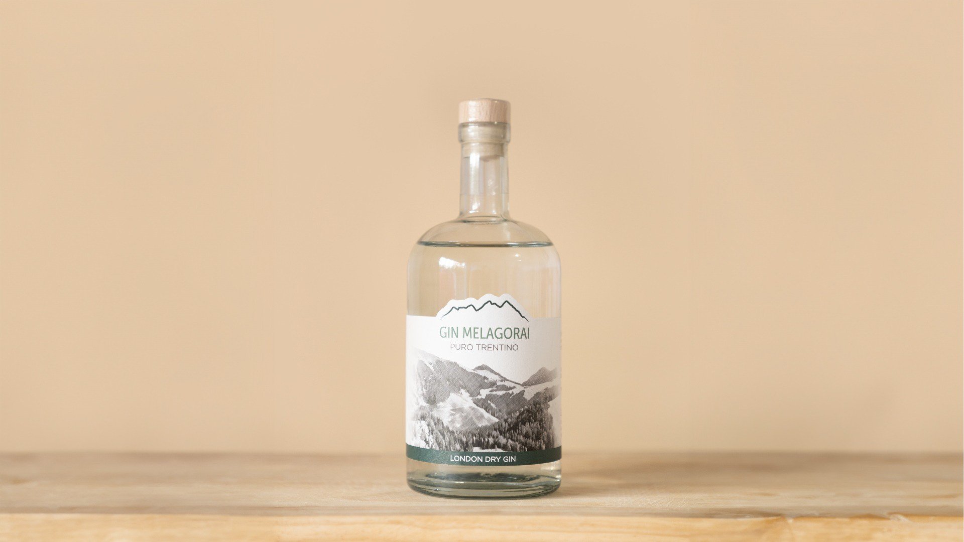 ﻿Gin Melagorai